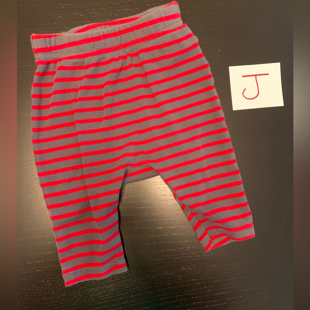 ⭐️2/$5.00⭐️ Old Navy Striped 3-6m Baby Pants
